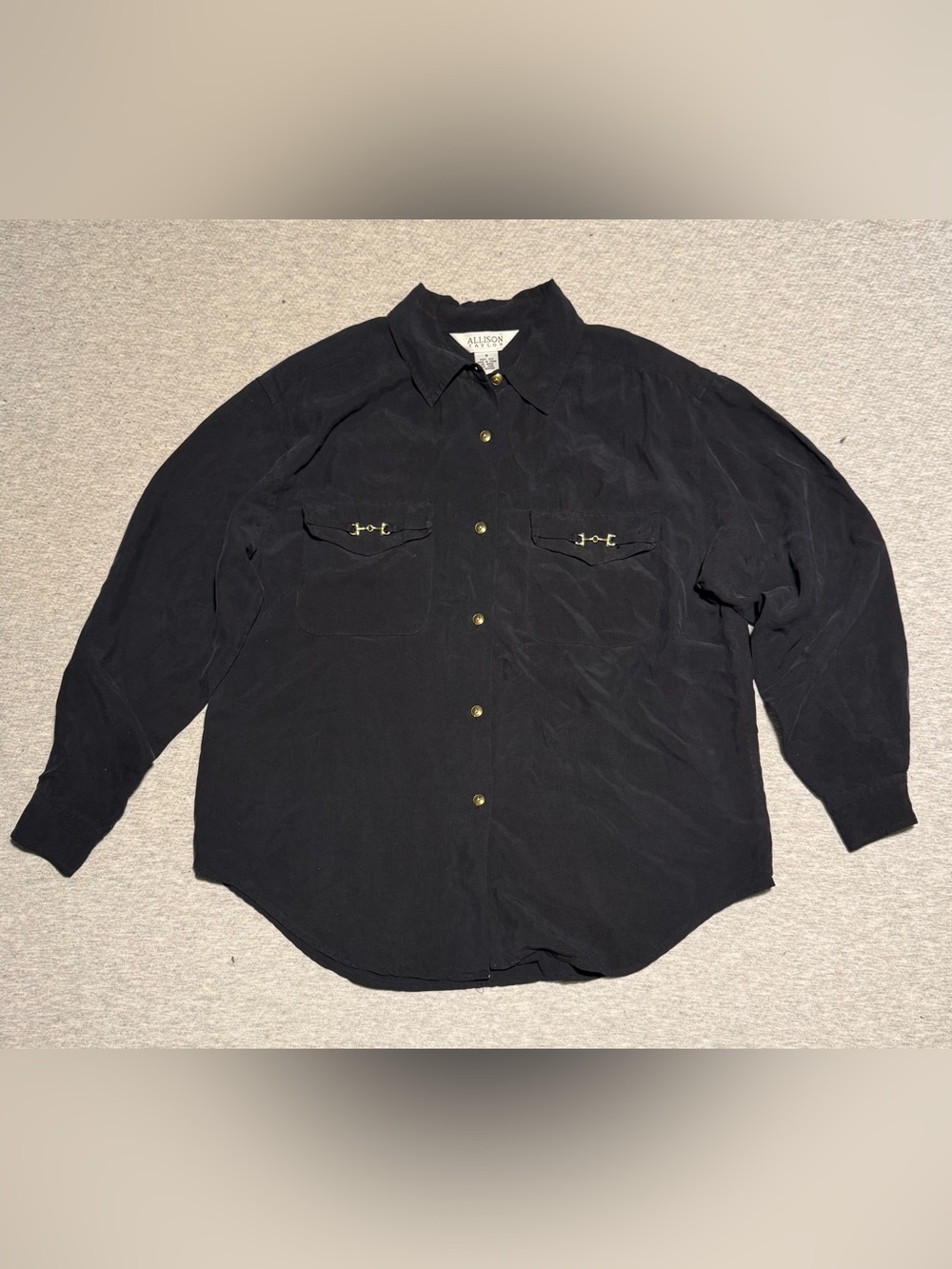 Vintage Allison Taylor 100% silk button up blouse black gold details size M